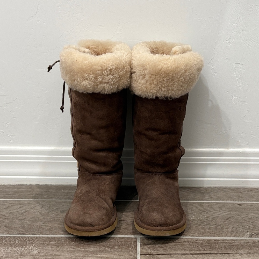 UGG Chestnut Brown Suede Shearling-Lined Boots